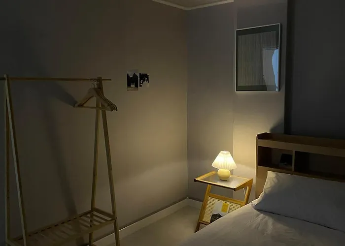 Cozy Corner # 1 Minute From Dongdaemun Station # Ddp # Pretty *